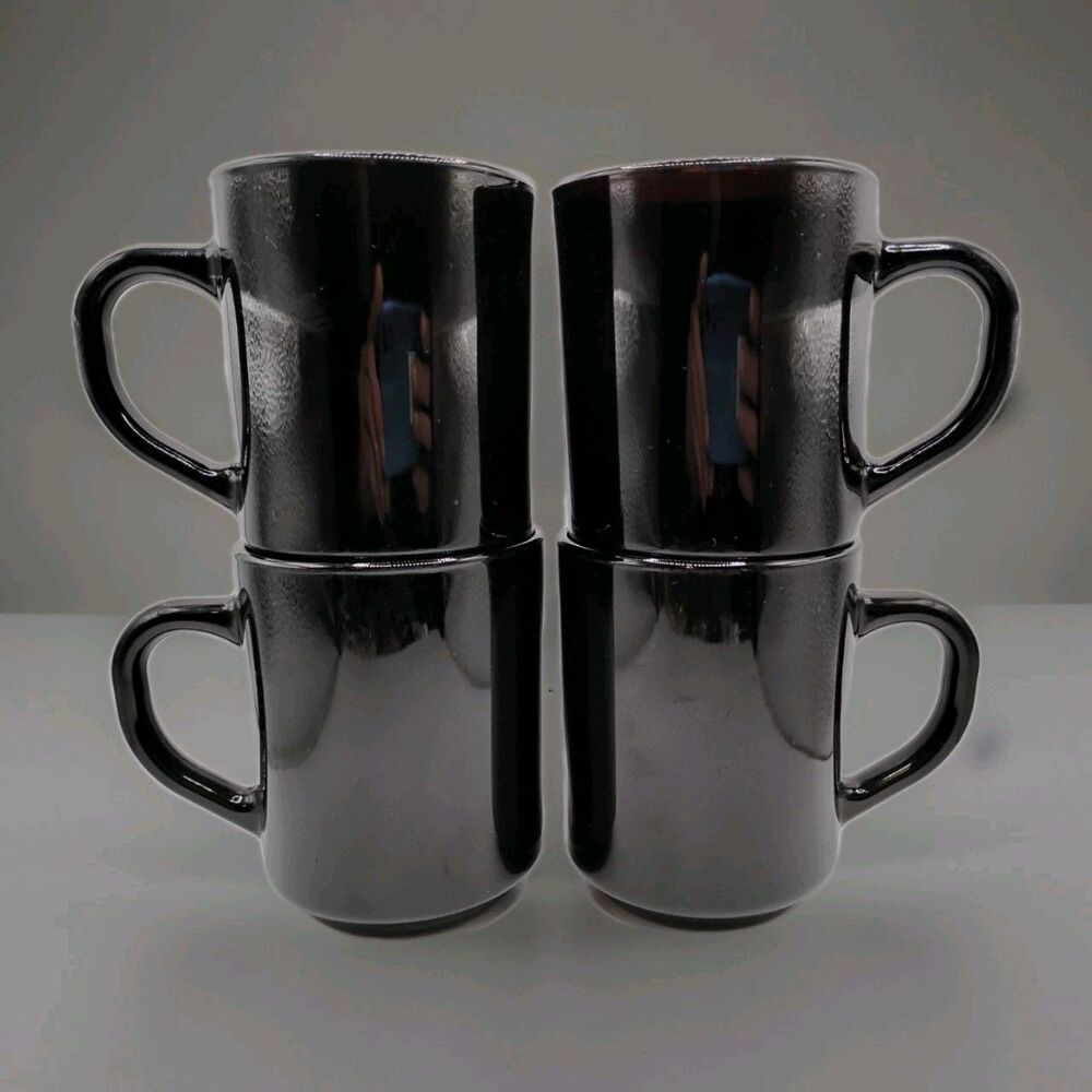 Vintage Set Of 4 ARC France Solid Black "D" Handle 6 Oz Coffee Mugs Very Clean